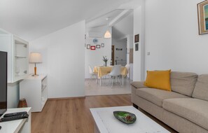 Apartment | Living room | Smart TV