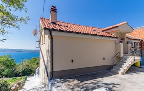 Apartment | Exterior - Amazing Home in Dramalj With Wifi and 2 Bedrooms (Crikvenica)