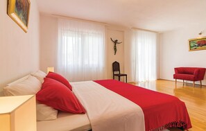 House | 4 bedrooms, free WiFi, bed sheets - Beautiful Home in Medulin With Wifi and 4 Bedrooms (Medulin)