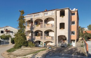Apartment | Exterior