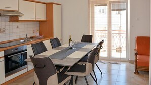 Apartment | Private kitchen - Amazing Apartment in Senj With 3 Bedrooms and Wifi (Senj)