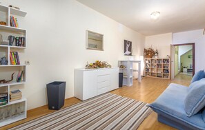 Apartment | Living room