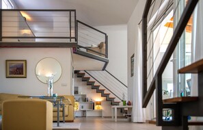 House | Living room | TV, table football, ping pong - Amazing Home in Linardici With Wifi and 6 Bedrooms (Krk)