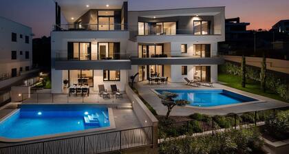 Amazing Home in Zidarici With Outdoor Swimming Pool, Wifi and 4 Bedrooms