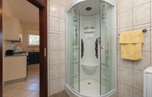 Exterior - Awesome Home in Zadar With Wifi and 2 Bedrooms (Zadar)