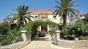 Exterior - Awesome Home in Zadar With Wifi and 2 Bedrooms (Zadar)