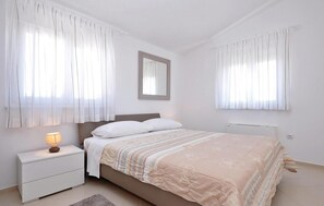 Apartment - Amazing Home in Bibinje With Wifi and 1 Bedrooms (Bibinje)