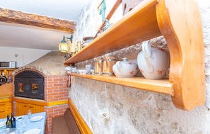 Appartement | Cuisine privée | Réfrigérateur, vaisselle et ustensiles