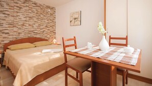 Apartment | Exterior - Amazing Home in Raslina With Wifi and 1 Bedrooms (Sibenik)