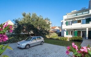 Apartment | Exterior