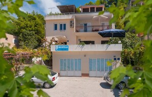 Apartment | Exterior
