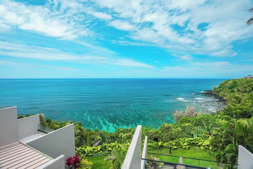 Puu Poa #414 - stunning ocean bluff views