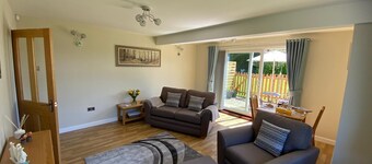 Cosy dog friendly self contained Annexe ,  near Cheltenham & Cotswolds