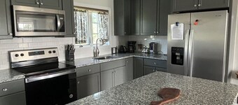 Beautiful Studio overlooking the Mystic River