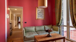 Flat-screen TV - Room94 Luxury (Rome)