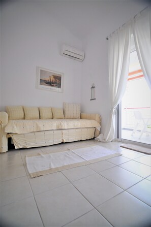 Casa familiar | 2 habitaciones, decoración personalizada y muebles diferentes