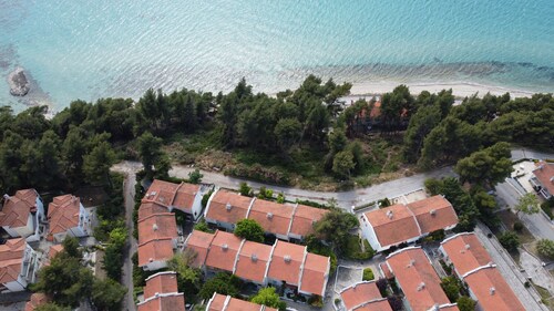 Zennova 16 Naftilos Family Summer House