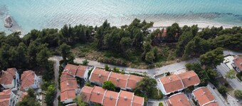 Zennova 16 Naftilos Family Summer House