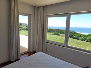 5 bedrooms, iron/ironing board, WiFi, bed sheets