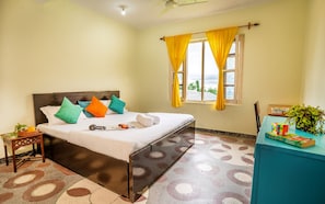 Deluxe Double Room | Free WiFi