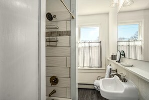 Towels, toilet paper