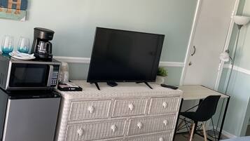1 slaapkamer, een bureau, gratis wifi, beddengoed