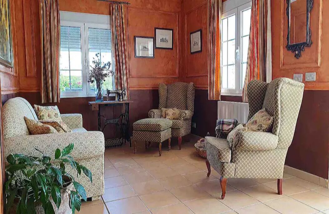 Espaciosa casa perfecta para familias, amigos en la Marina Lucence