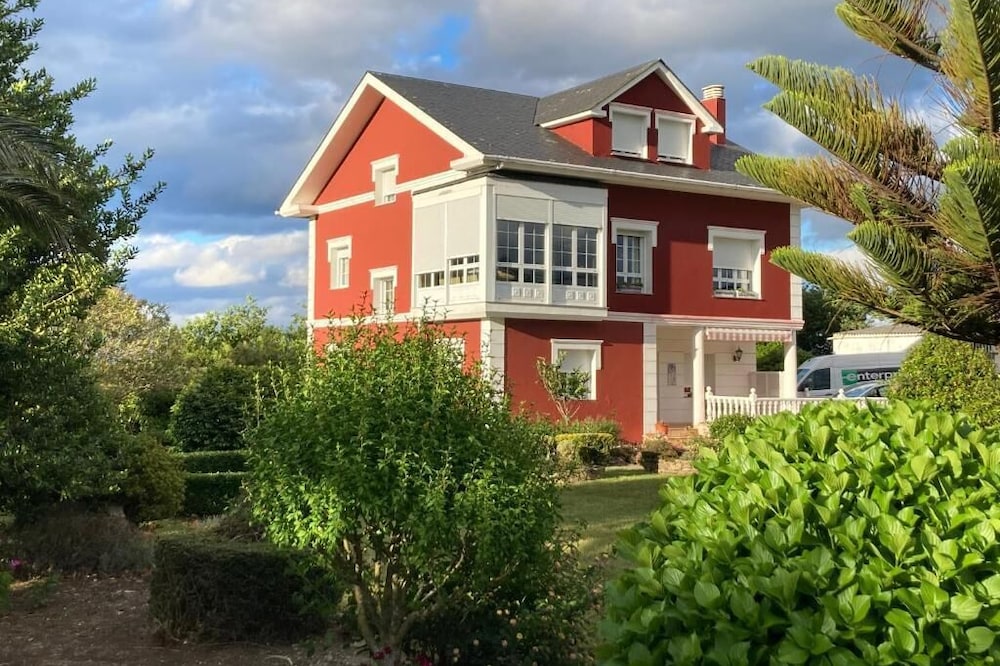 Espaciosa casa perfecta para familias, amigos en la Marina Lucence