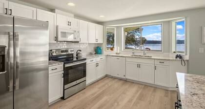 Hood Canal Beach house, Low bank waterfront,  enjoy nature from your deck