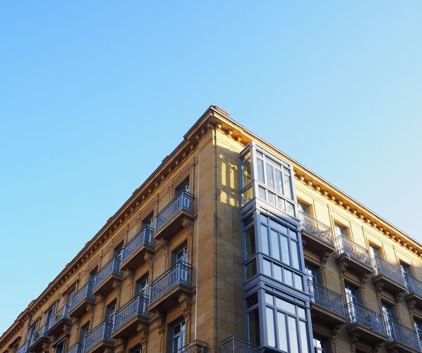 A multi-story building with ornate balconies and large windows. - Intelier Villa Katalina Hotel by Intelier Hotels & Suites (San Sebastián)
