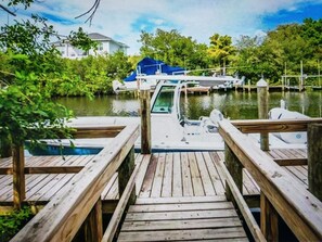 Marina - Great Gulf View! Steps to the No.1 Beach in a 2,759 sqft luxury townhome (Sarasota)