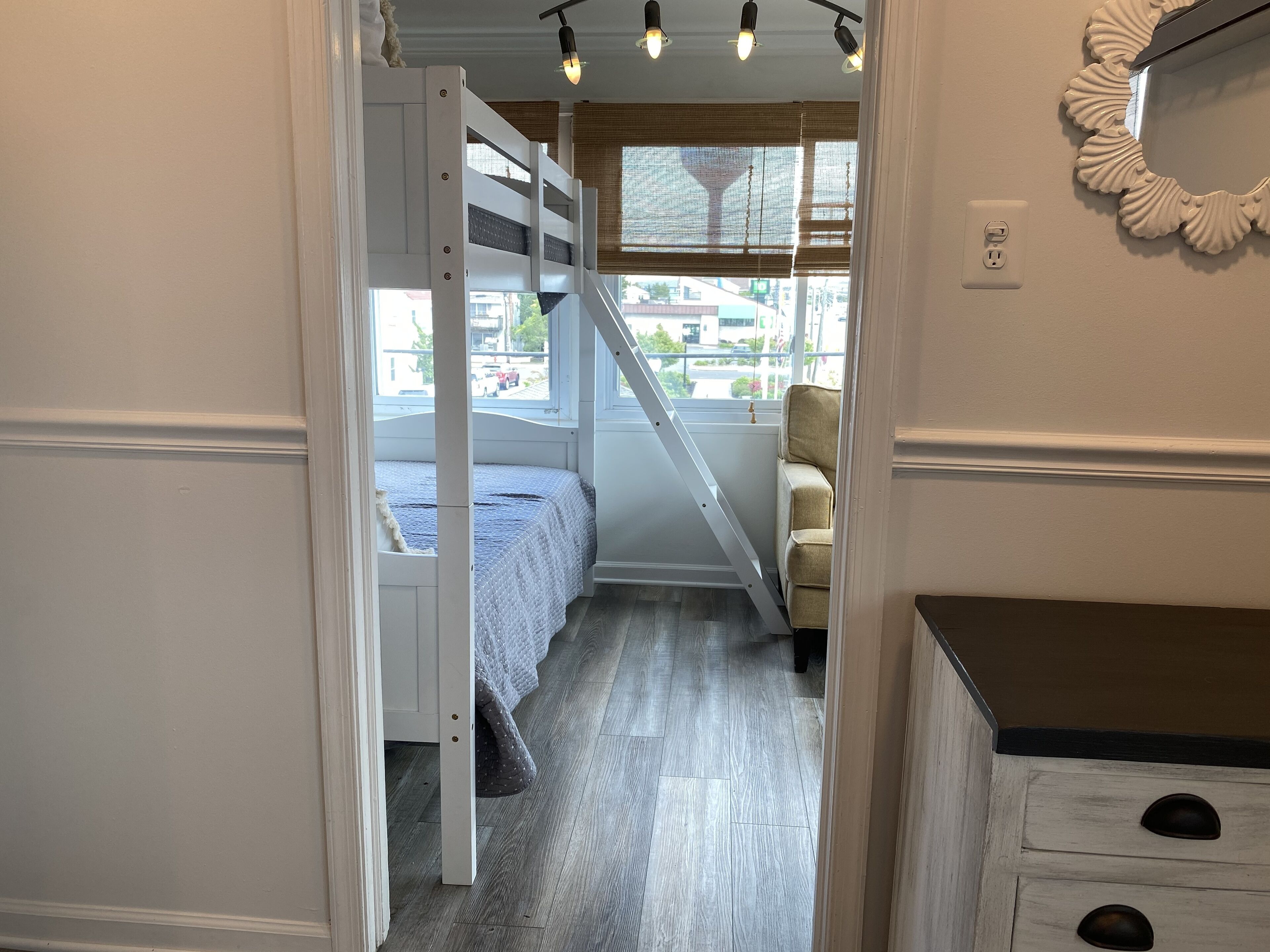 2 chambres, fer et planche à repasser, Wi-Fi gratuit