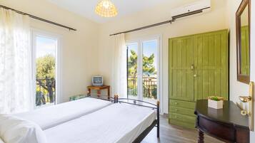 Standard Apartment | 1 bedroom, desk, travel crib, free WiFi