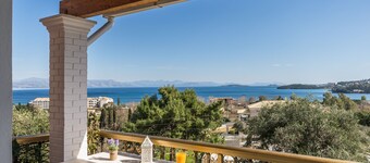 Aloe Apartments with private Spa Tub by Konnect