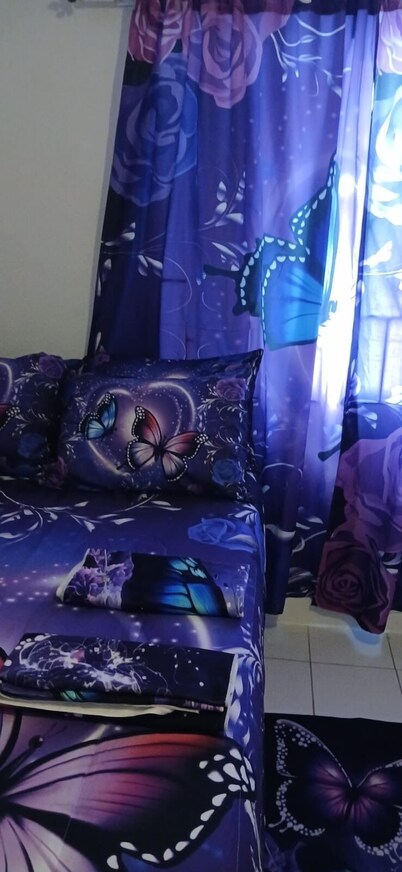 holiday stay, 2 bed 1 bathroom