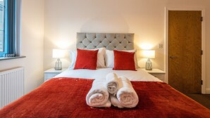Premium Apartment | 1 bedroom, desk, laptop workspace, iron/ironing board - Cosy 1 Bedroom Private Patio by Opulent (Sheffield)