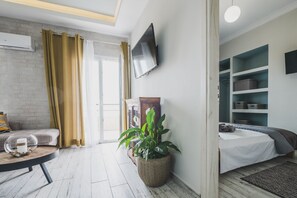 1 bedroom, desk, iron/ironing board, travel cot