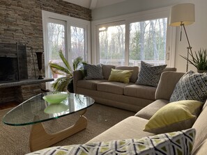 تلفزيون ذكي، مكتب