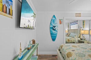 3 bedrooms, iron/ironing board, travel cot, free WiFi