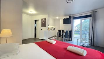 1 chambre, coffres-forts dans les chambres, bureau