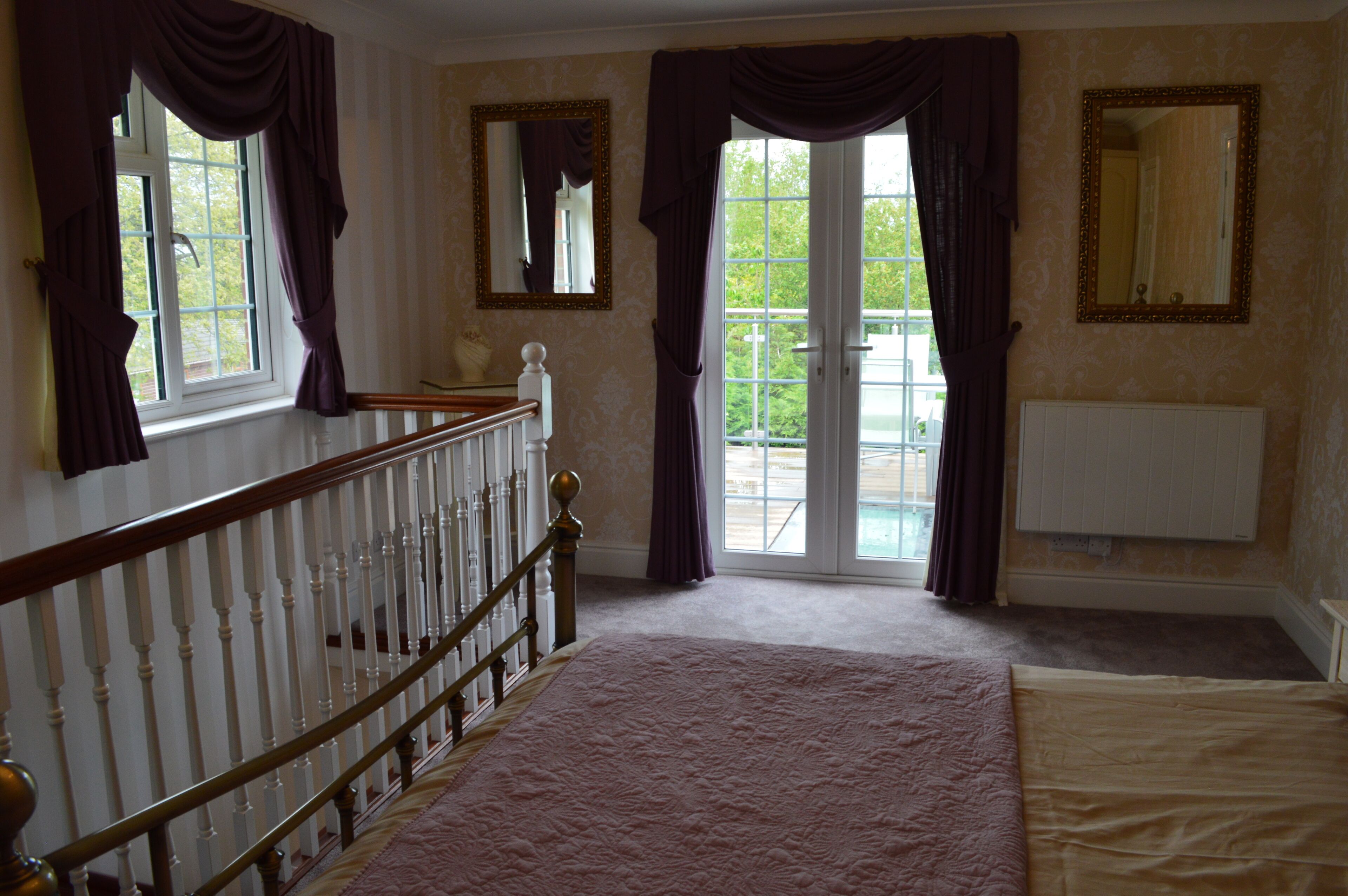 1 bedroom, travel cot, WiFi