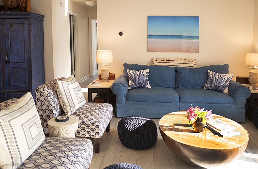 Walk to beach and the best of Rehoboth! - Linens/Towels included!