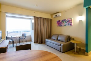 Family Suite (II) | Living area