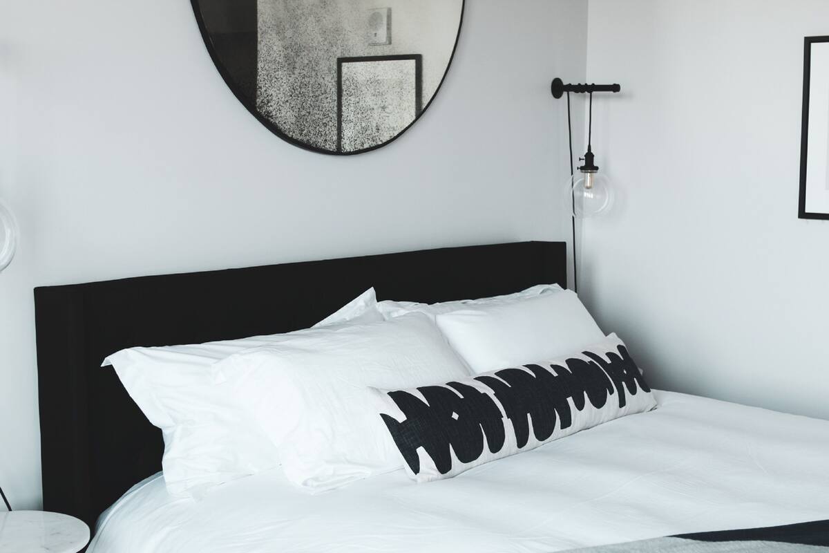 意大利 Frette 床单、高档床上用品、办公桌、遮光窗帘