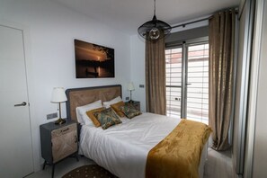 3 bedrooms, iron/ironing board, travel crib, free WiFi