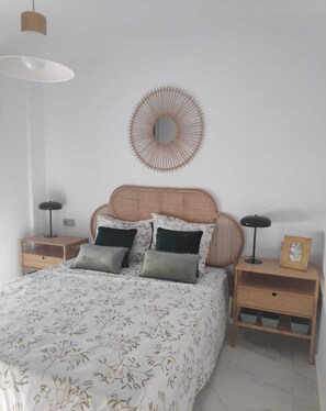 3 bedrooms, iron/ironing board, travel cot, free WiFi