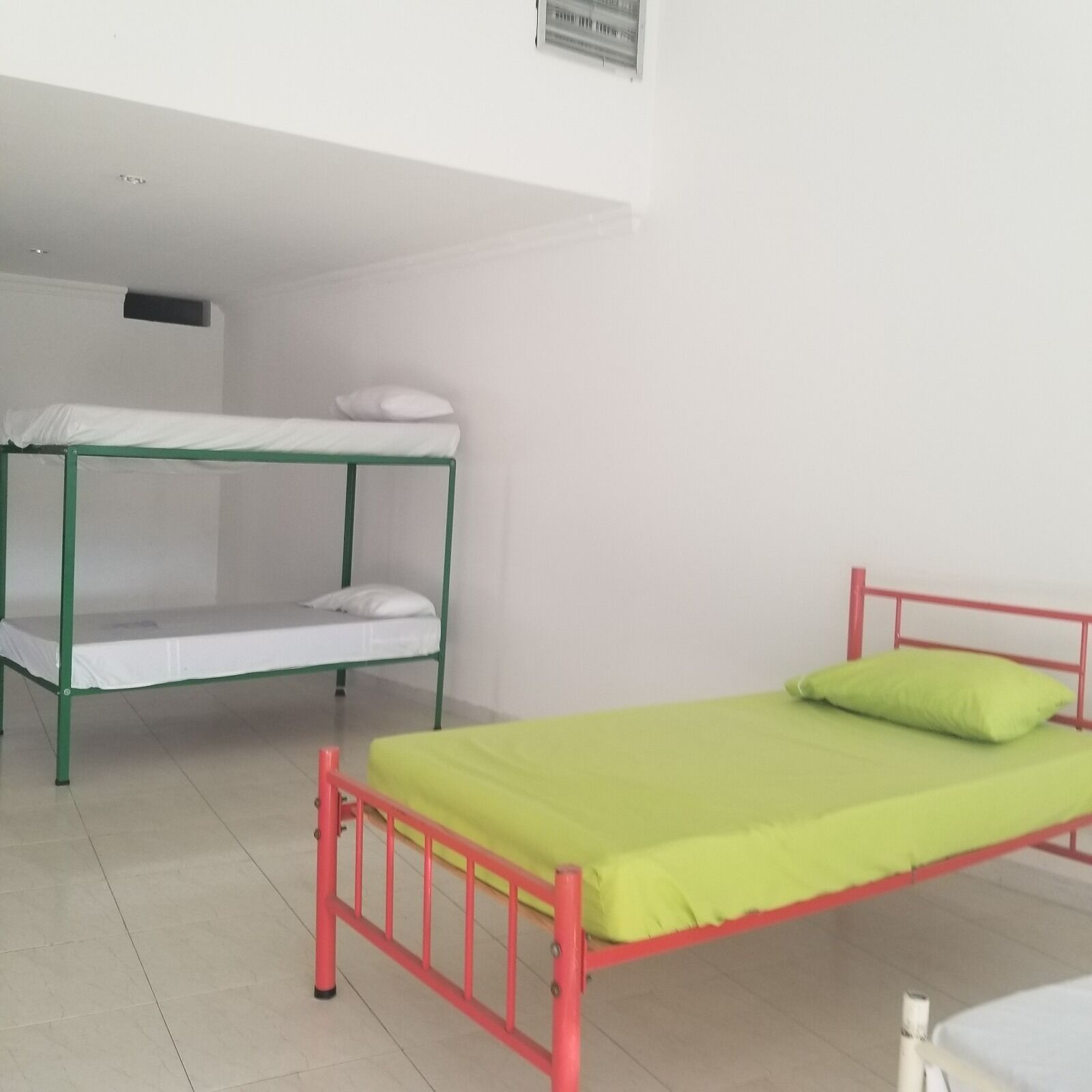 ESPECTACULAR CASA QUINTA LAS FLORES - MELGAR