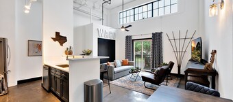 Mesquite Hideaway- Downtown Luxury Loft w/ free parking