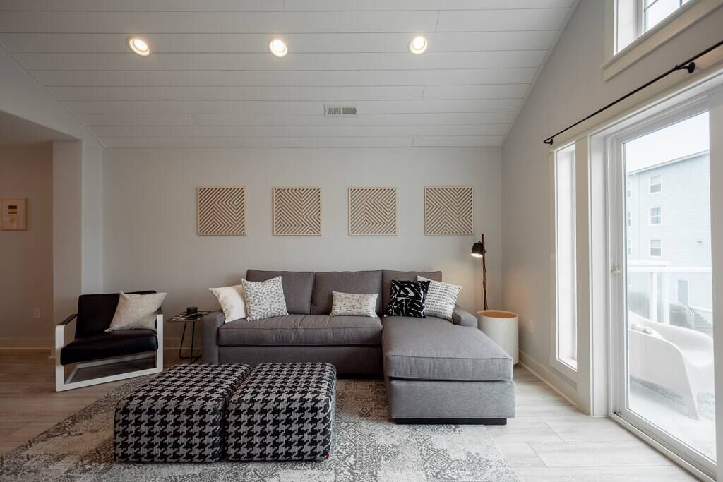 Modern Oceanview Beach House ☀ Steps To Beach