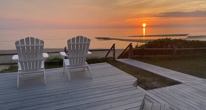 Oceanfront w/Private Stairs to Beach and Spectacular Sunsets!